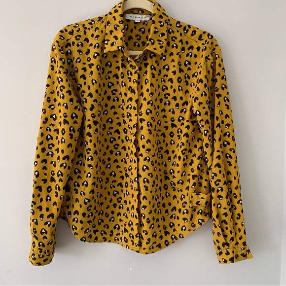 Yellow And Black Button down Blouse - Picture 4 of 15